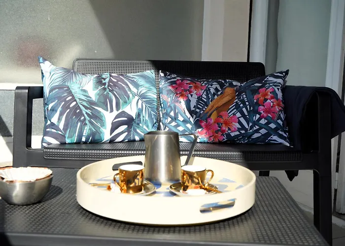 Cannes Studio Near Croisette Plage